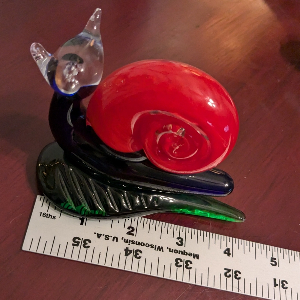 Vintage Handblown Nuvo Art Glass Figurine Red Blue Green Sea Snail EUC Cottage